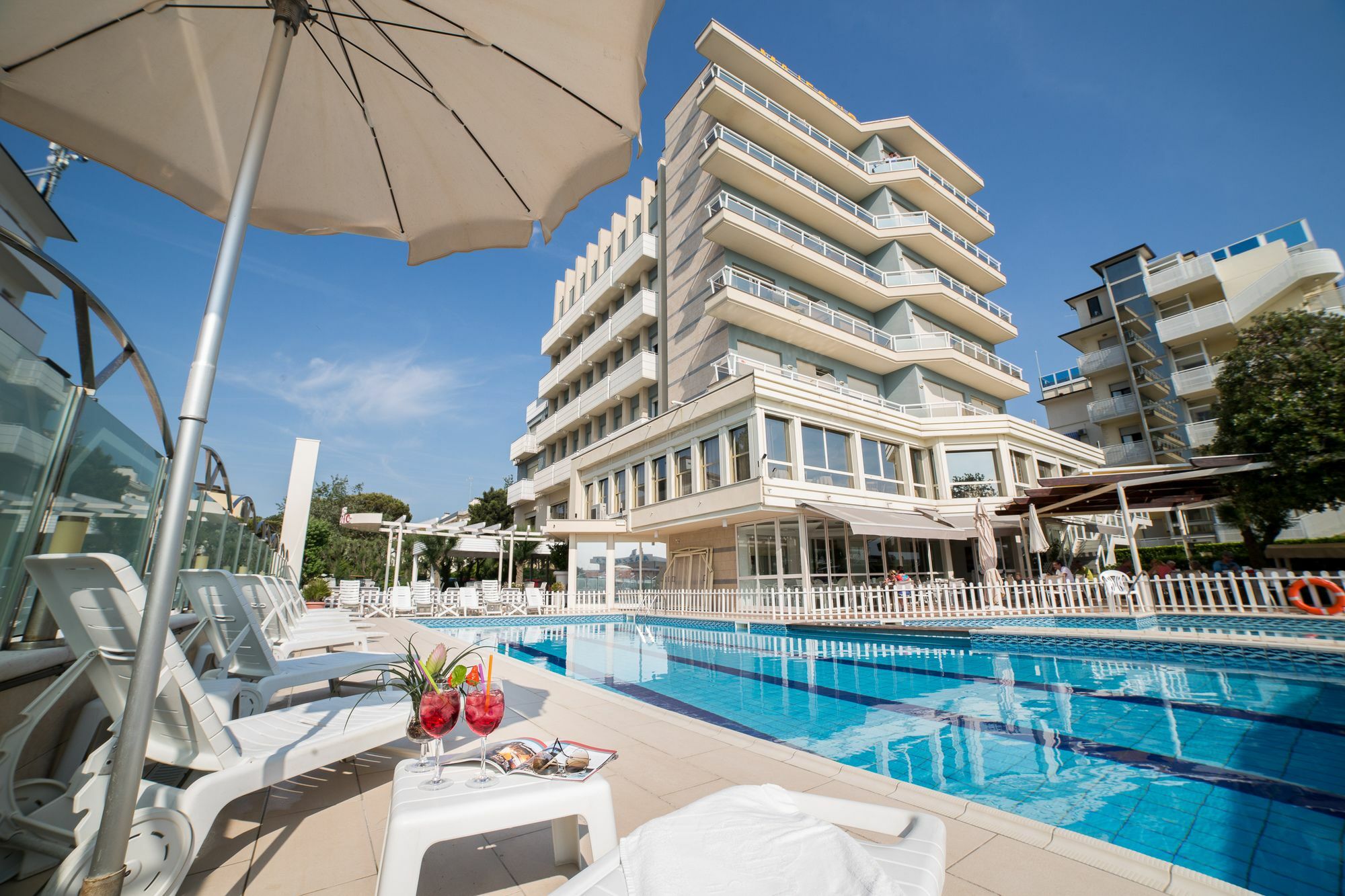 Hotel Majestic Milano Marittima Exterior photo