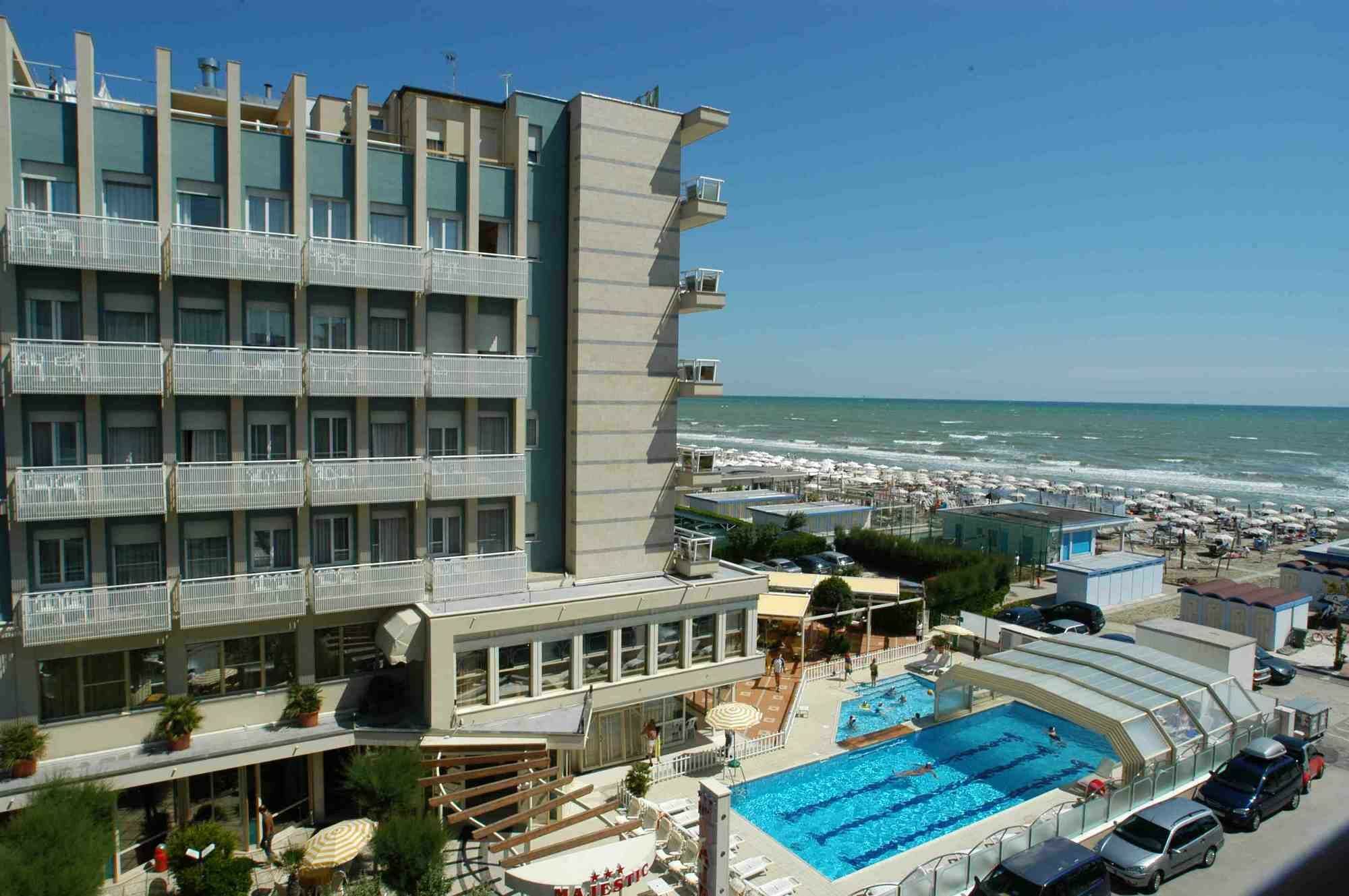 Hotel Majestic Milano Marittima Exterior photo